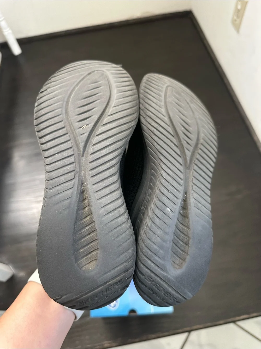 Skechers kids slip